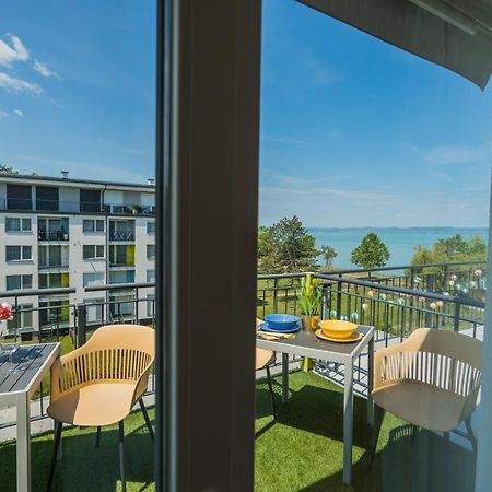 Mf Adriana Panorama Apartment Siófok Exteriör bild