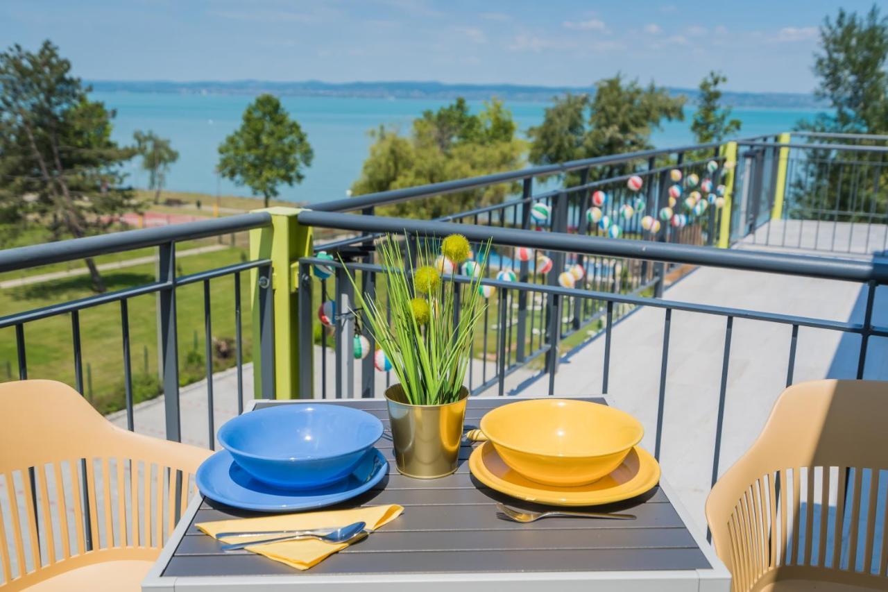 Mf Adriana Panorama Apartment Siófok Exteriör bild