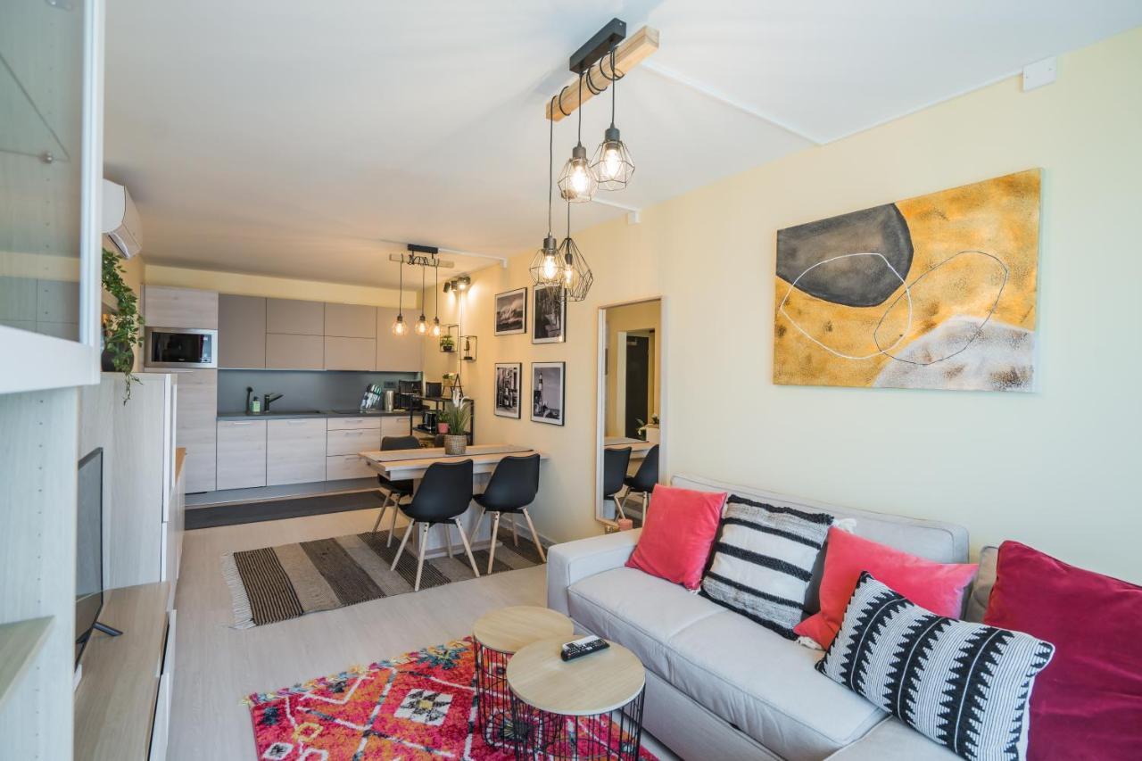 Mf Adriana Panorama Apartment Siófok Exteriör bild